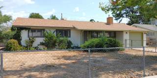 Centrally Located 3 Bedroom 1 Bathroom In The NE Gallery 1