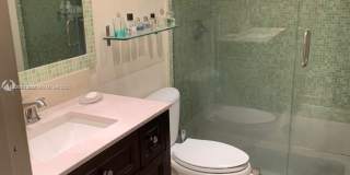 1000 West Avenue Gallery 6