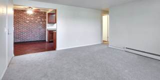 London Towne Gallery 24