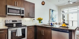 20 Midtown Gallery 10