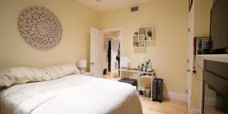 Charming 4 Bedroom-No Broker Fee Gallery 5