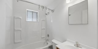 Great 2 bedroom close to UTC! Gallery 10