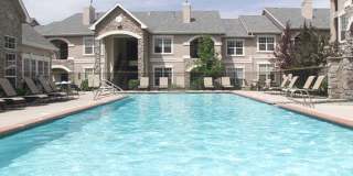 Camelback Pointe Apartment Homes Gallery 14