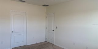 1792 HENIN CIRCLE Gallery 21