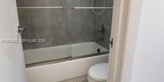 680 NE 64 ST Gallery 21