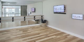 AMLI Arts Center Gallery 15