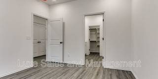 8024 NW 110th Dr Gallery 16