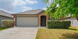 Modern 4-Bed Home with Open Layout in New Braunfels - Realtor Commission: $500 Gallery 1