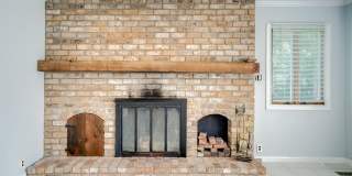 3 bedroom, 2 bath Ranch -AVAILABLE AUGUST Gallery 23
