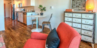 Janus Janus Gallery 10