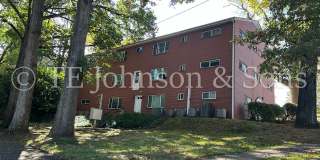 Charming First-Floor 1 Bedroom at 1930 Elizabeth – Water Included Gallery 1