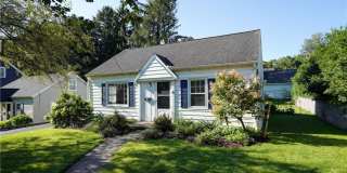 15 Maple Street Gallery 1