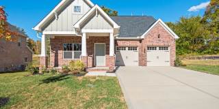 Spacious Home with Loft & 2-Car Garage in Prime Location in Hardin Valley school district! Gallery 1