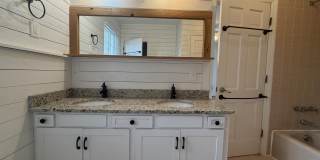 115 Adams Avenue Gallery 90