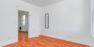 404 DANFORTH AVE Gallery 6