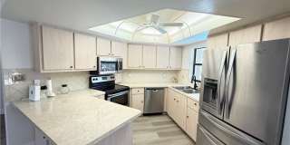 502 Grant Avenue Gallery 4