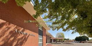 Dustin Ave. N. 2400 - Sunset House Gallery 1