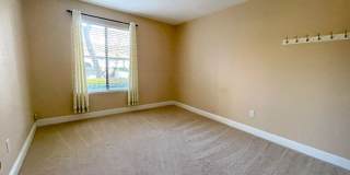 Cozy 2 Bedroom Ground Level Condo In The Highly Desirable New Park Village Community in Newark Gallery 5
