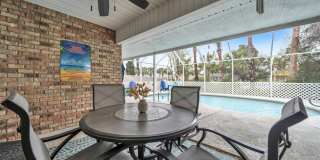 Gorgeous 4 bedroom pool house for rent w/ deeded beach access + pool & yard service included in the rent! Gallery 42