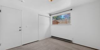 5025 South 167th Street Gallery 17