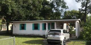 6128 Strawflower Place Gallery 1
