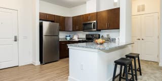 Verde at Greenbelt Station Gallery 3