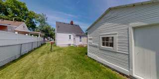 Newly Renovated 2 Bed/1 Bath Home in Camp Taylor Gallery 25