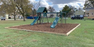 South Pointe Commons Gallery 18