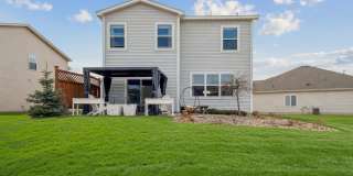 rare hudson new construction home for lease! Gallery 20