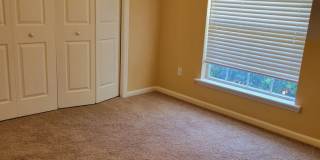 Spacious 3 bed 2 bath Home for rent! Gallery 9