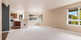 Top Floor 1 Bedroom Condo in Great Location Top Floor 1 Bedroom Condo in Great Location Gallery 7