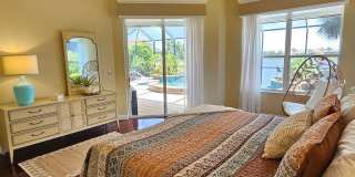 Seasonal Short-Term 4 Bedroom 3 Bathroom Heated Pool Home located in Venetian Golf & River Club! Gallery 45