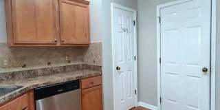 Sought After Riverwood Townhome! Gallery 18