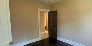 380 Seneca Ave Gallery 6