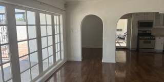 701 West Lewis Avenue Gallery 4