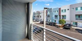 2561 NE 193rd St Gallery 17