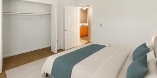 Creekside Square Apartments Gallery 20