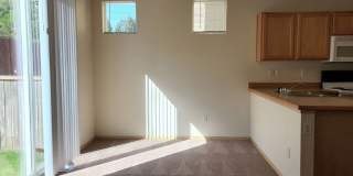 FREDRICKSON AREA 3 Bedroom, 2.5 Bathroom Puyallup Home with Den SILVER POINTE COMMUNITY Gallery 13