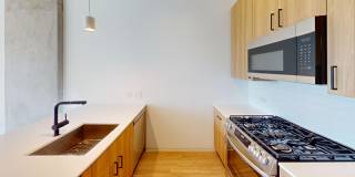 Nevéseno Gallery 82