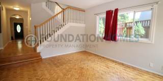 SPACIOUS 5BR HOME WITH MULTIPLE DECKS, FIREPLACE, UPDATED KITCHEN- FOUNDATION Gallery 24