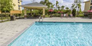 Heron Pond - 55+ Apartments Gallery 4