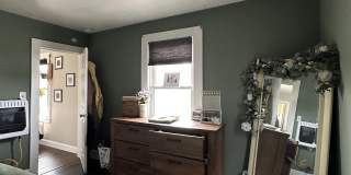 383 Davis Street Gallery 15