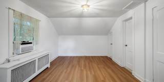 Quaint 1 Bedroom/1 Bathroom Cottage Style Apartment in Richmond ***Available NOW*** Quaint 1 Bedroom/1 Bathroom Cottage Style Apartment in Richmond ***Available NOW*** Gallery 17