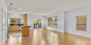 *MOVE-IN SPECIAL!* 3 BD I 2.5 BA Beaverton Townhome Gallery 8