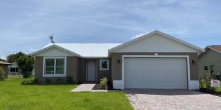 3423 SW 6th Pl Gallery 1