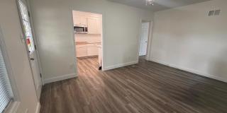 196 N BROADWAY Gallery 4