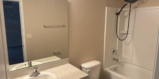 105 Whitland Way - 1 Gallery 13