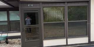 4556 BLOSSOM BOULEVARD Gallery 1