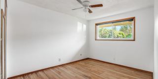 Charming 3 bed, 1.5 bath rental home in Milwaukie! Charming 3 bed, 1.5 bath rental home in Milwaukie! Gallery 8