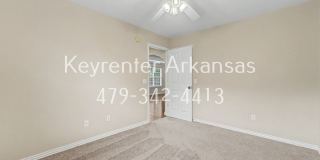 Beautiful 3 Bed, 2 Bath Bentonville Home with Fireplace & Fenced Backyard Gallery 16